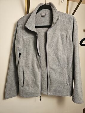 Natural Reflections (Bass Pro) Women's Lightweight Gray Fleece Jacket